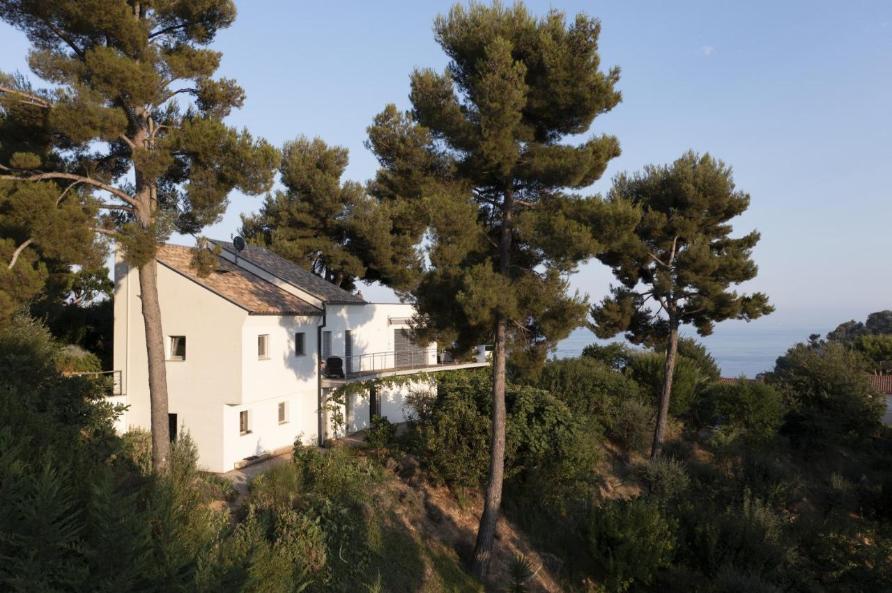 456 Chemin De La Pinede Apartment Menton Exterior photo